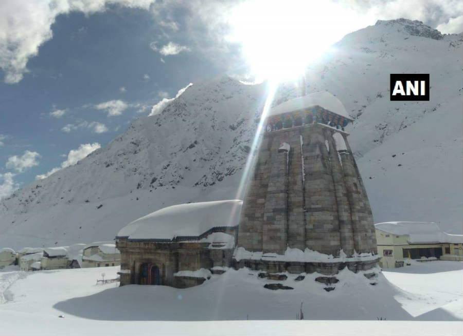 Snowfall in kedarnath